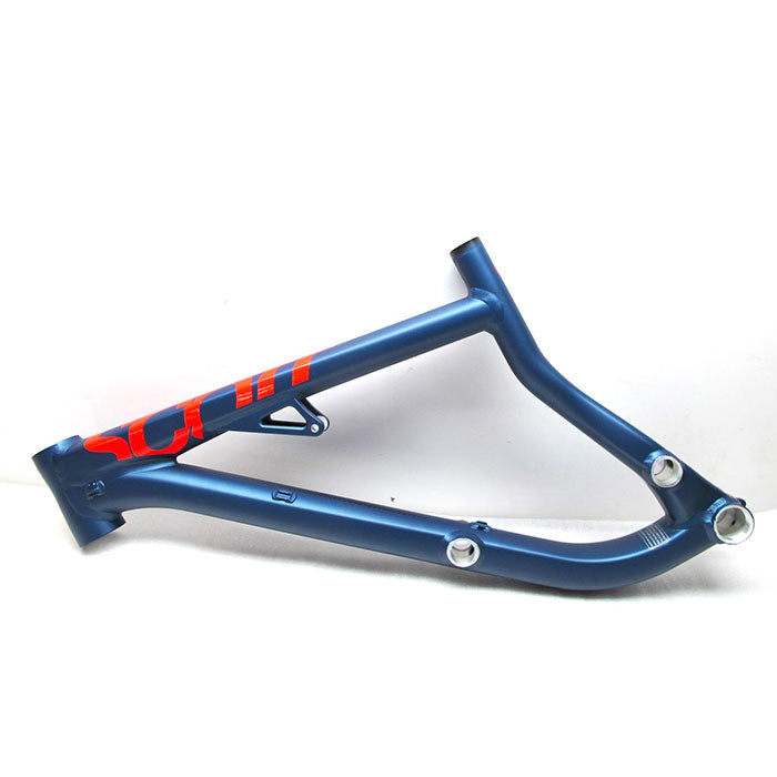 Front triangle Voltage FR 730 2015