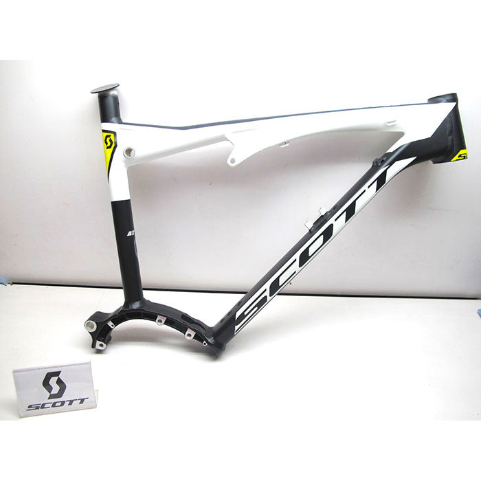 Front triangle E-Spark 720 2015
