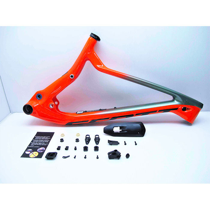 SCO Front triangle Genius 900 Tuned 19